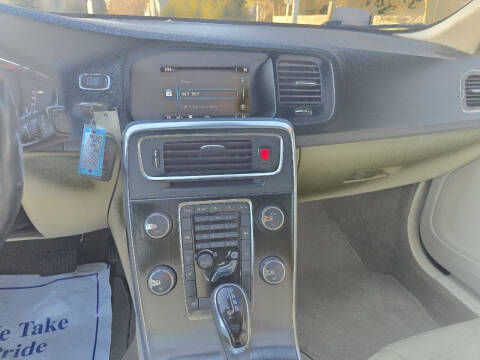 2015 Volvo V60 T5 Premier