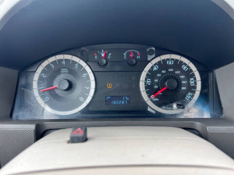 2010 Ford Escape XLS