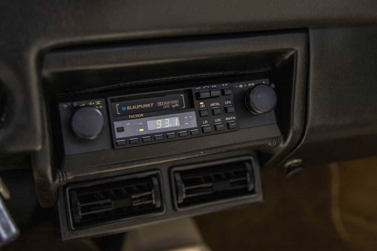1985 Ferrari 308 33