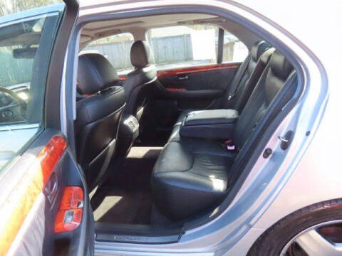 2005 Lexus LS 430
