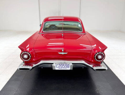 1957 Ford Thunderbird