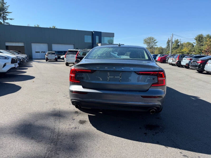 2019 Volvo S60 T6 Momentum