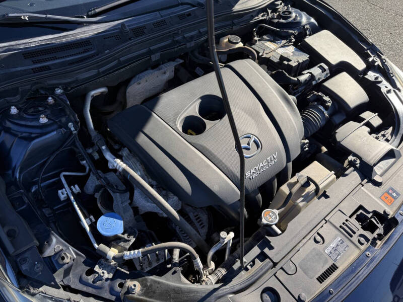 2018 Mazda MAZDA3 Touring