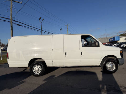 2013 Ford E-Series E-350 SD