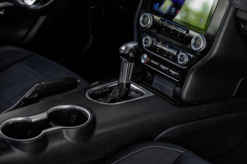 2019 Ford Mustang