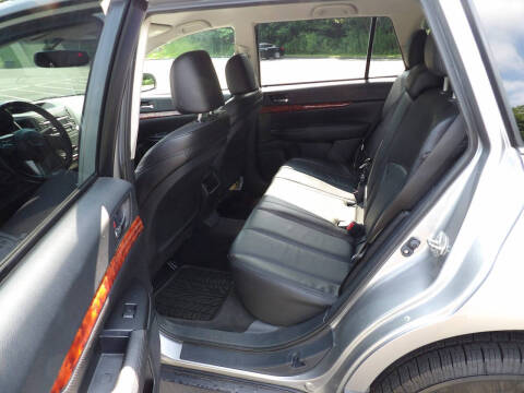 2011 Subaru Outback 2.5i Limited