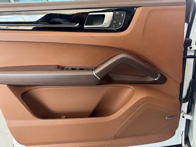 2023 Porsche Cayenne GTS Coupe