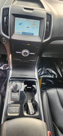 2020 Ford Edge Titanium