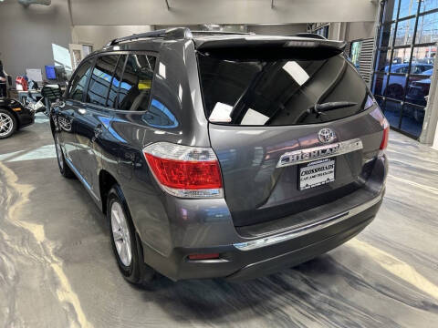 2011 Toyota Highlander SE