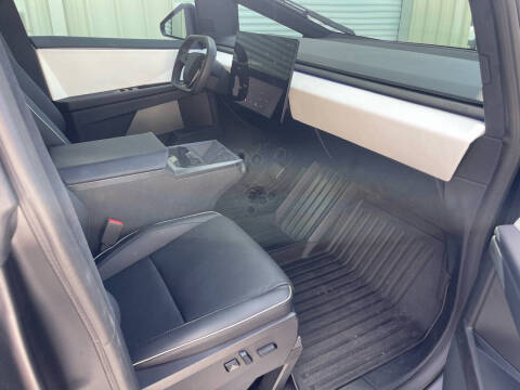 2024 Tesla Cybertruck