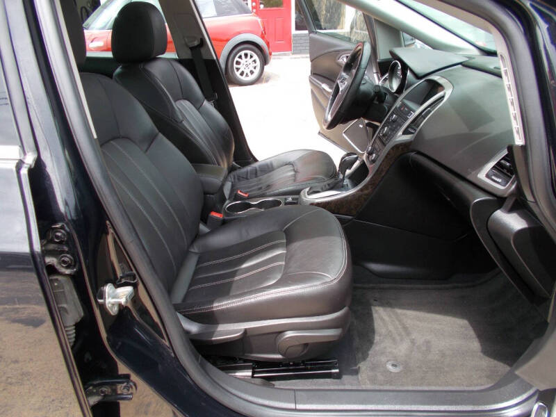 2013 Buick Verano Leather Group