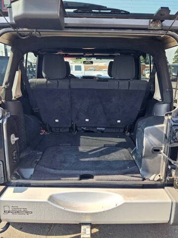 2012 Jeep Wrangler Unlimited Arctic