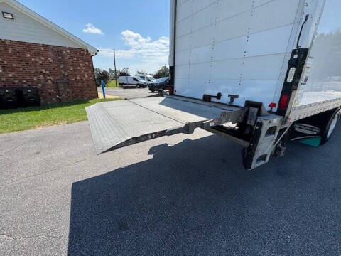 2019 International DuraStar 4300