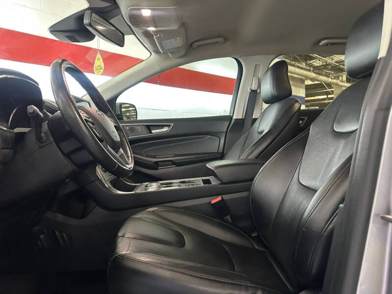 2021 Ford Edge Titanium