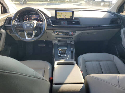 2020 Audi Q5 quattro Premium Plus 45 TFSI