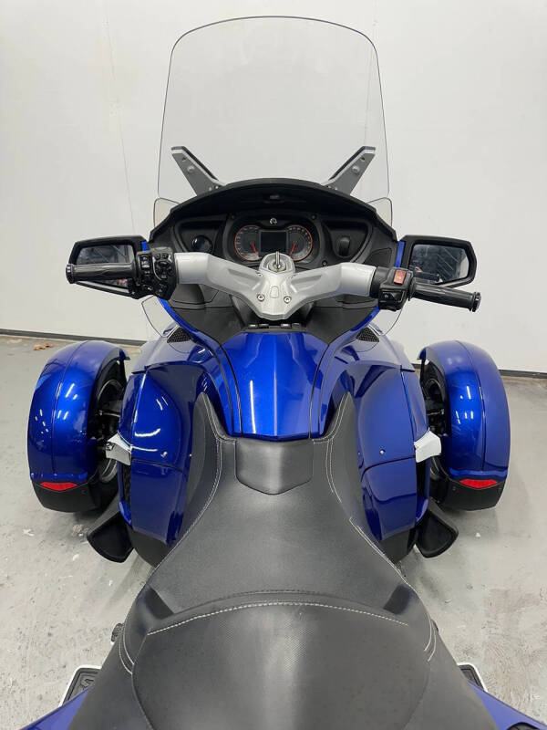 2012 Can-Am Spyder RT-S SE5