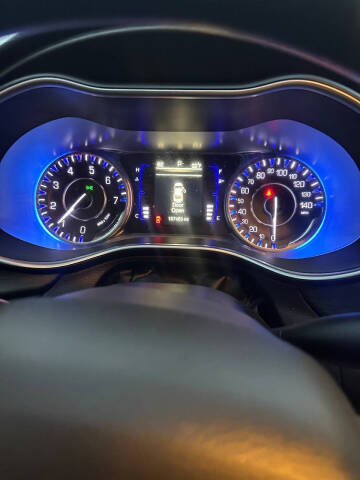 2016 Chrysler 200 LX