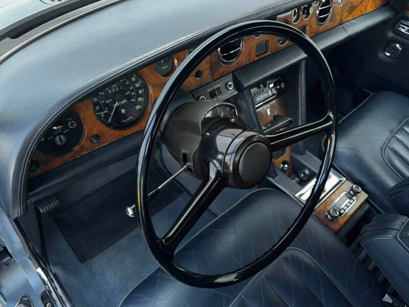 1975 Rolls-Royce Silver Shadow