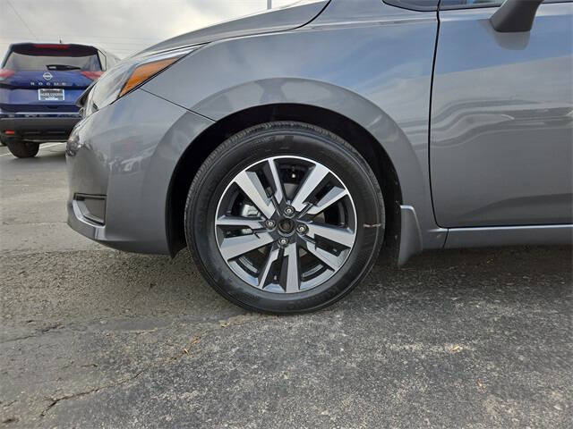 2025 Nissan Versa SV