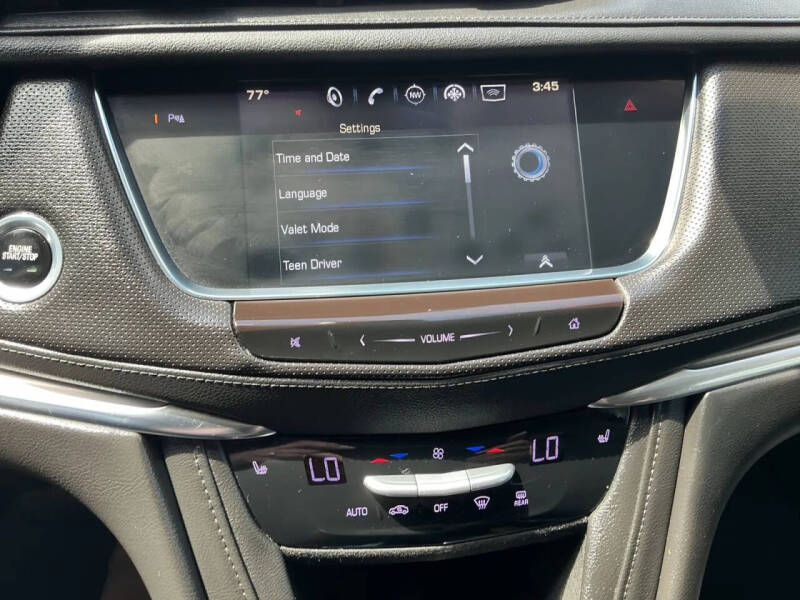 2017 Cadillac XT5 Luxury