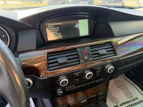 2010 BMW 5 Series 528i