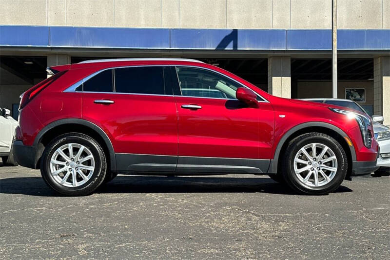 2019 Cadillac XT4 Luxury