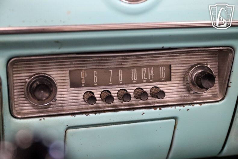 1953 Ford Crestline