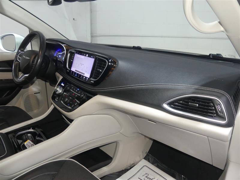 2022 Chrysler Pacifica Limited