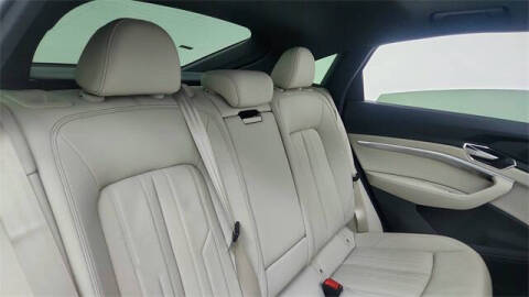 2024 Audi Q8 Sportback e-tron quattro Premium S line