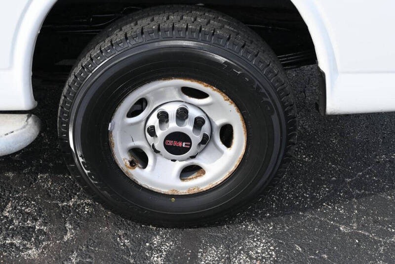 2017 GMC Savana 2500