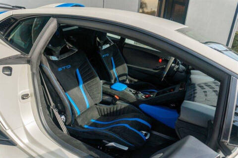 2022 Lamborghini Huracan STO