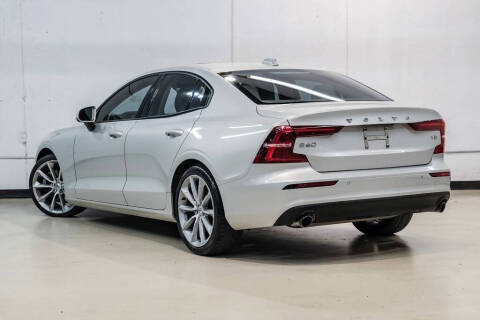 2019 Volvo S60 T5 Momentum