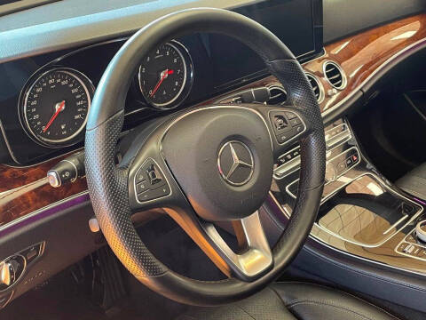 2017 Mercedes-Benz E-Class E 300 4MATIC