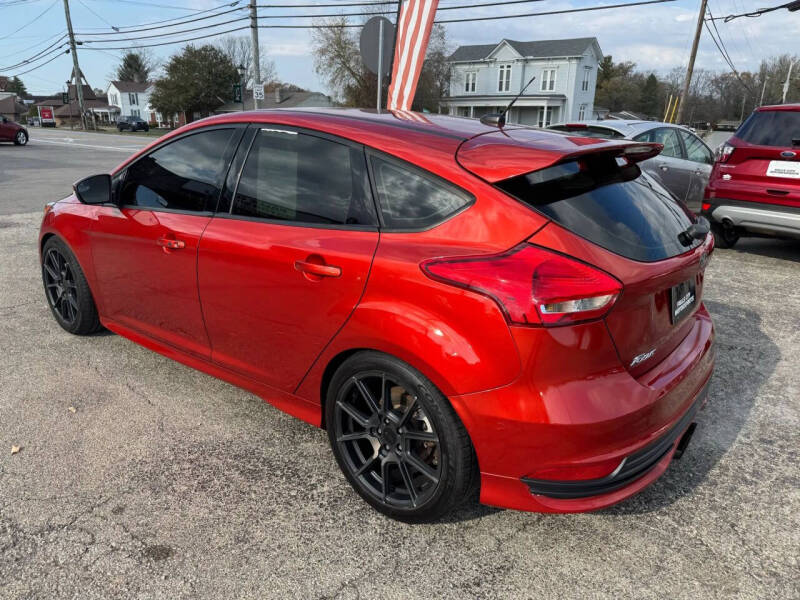 2018 Ford Focus ST
