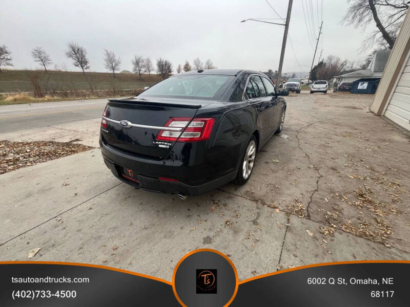 2016 Ford Taurus Limited