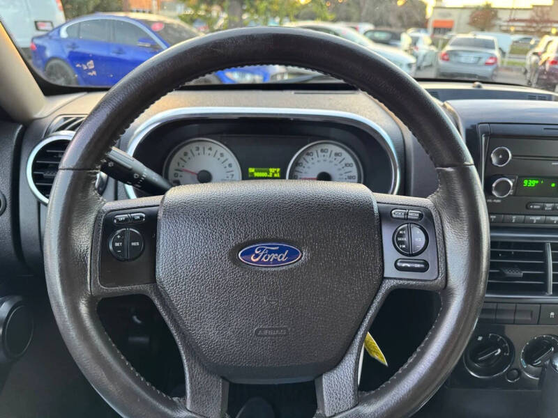 2008 Ford Explorer Sport Trac XLT