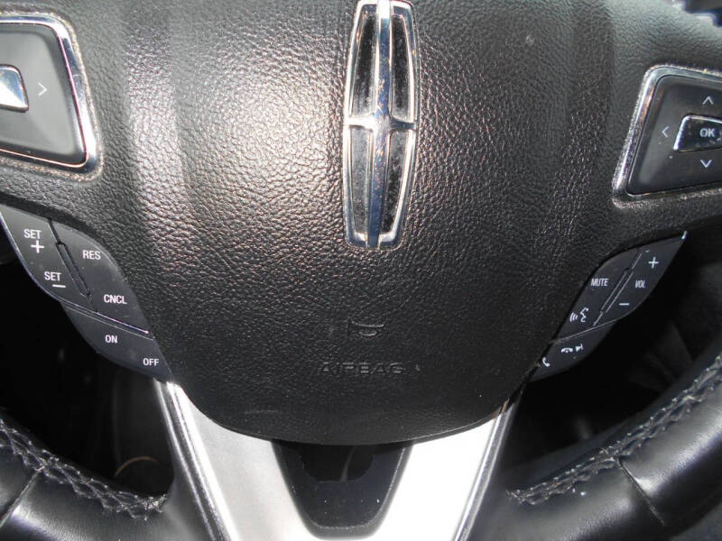 2019 Lincoln MKC Select