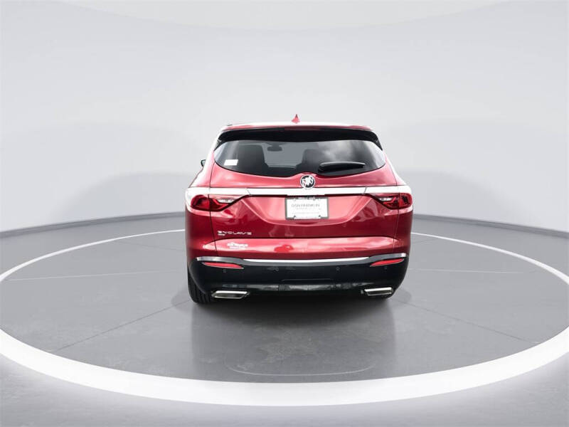 2024 Buick Enclave Essence