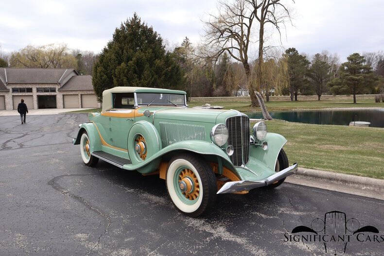 1933 Auburn 1250 Salon Cabriolet