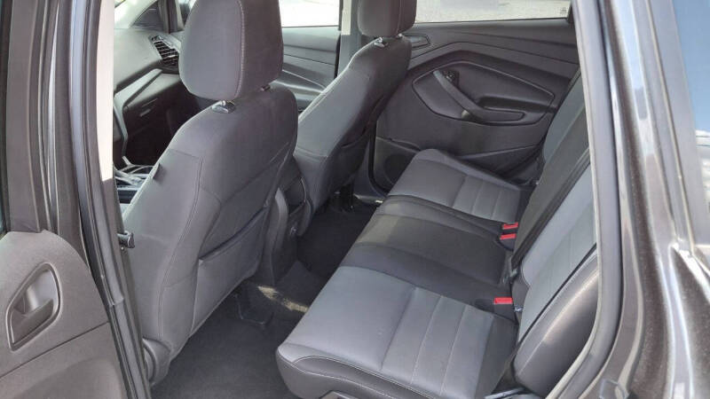 2017 Ford Escape S