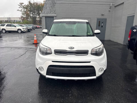 2017 Kia Soul +