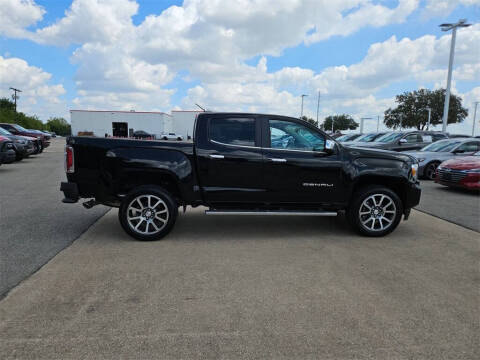 2022 GMC Canyon