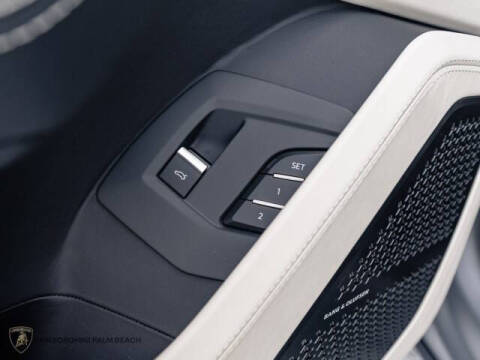 2024 Lamborghini Urus S