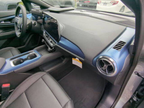 2025 Chevrolet Equinox EV LT 2