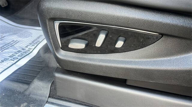 2017 Cadillac Escalade Premium Luxury