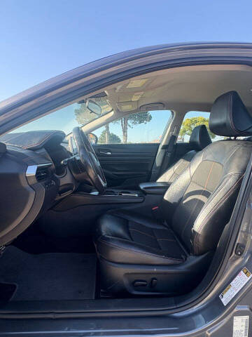 2021 Nissan Altima 2.5 SR