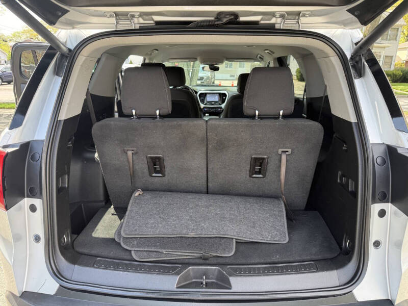 2019 GMC Acadia SLE-2