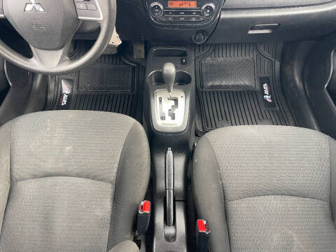 2024 Mitsubishi Mirage G4 LE