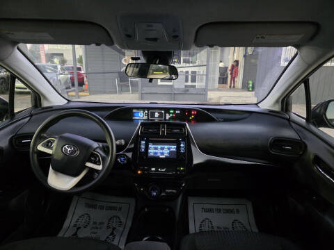 2018 Toyota Prius Two