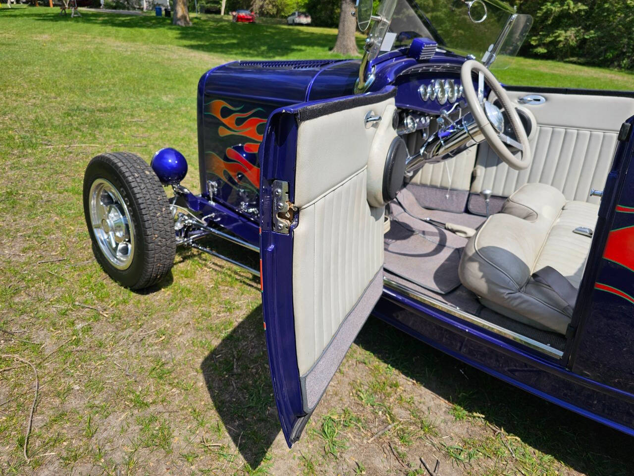 1932 Ford Hi-Boy 113